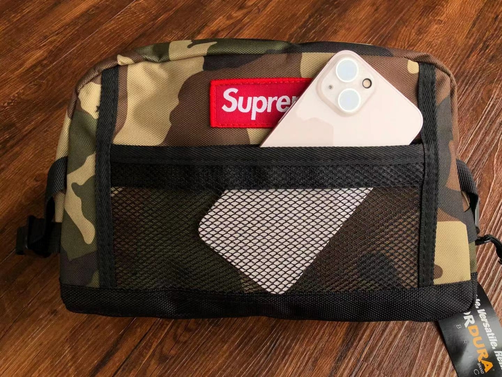 Supreme Shoulder bag Camo - Black