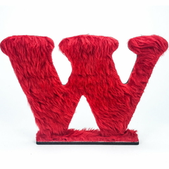 Letra "W" Pelúcia Vermelha
