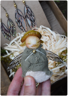 KIT 04 Mushroom Baby Fairy Art Doll + 2 pairs of Fairy Wings Earrings