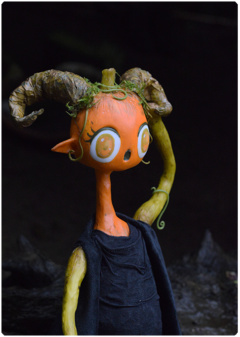 Marisya, a chifruda - Coleção Abobritas | Art Doll único edição Halloween - comprar online