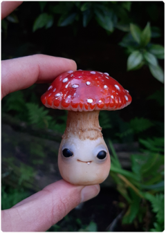 Miniatura Colecionável: Ser Cogumelo 07 - Amanita | Art Doll Fungo - loja online