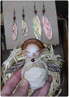 KIT 01 Mushroom Baby Fairy Art Doll + 2 pairs of Fairy Wings Earrings