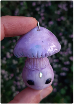 Mushroom Being Amulet 13 - Iridescent Pastel | Magical Creature Pendant - TerraTundra - Artes Mágicas