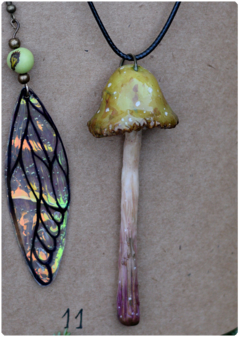 Magic Kit 11 | 1 mushroom charm + fairy wings earrings - TerraTundra - Artes Mágicas