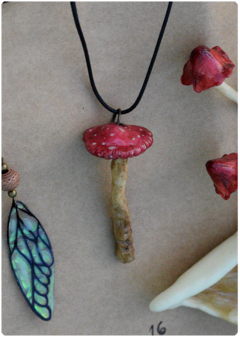 amulet kit mushroom fantasy earring fairy magic nature terratundra art gustavo floering