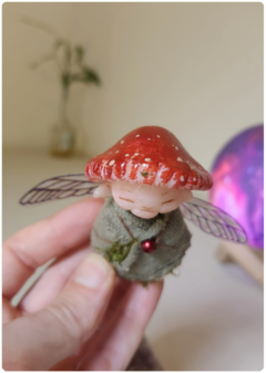 Bebê Fada Cogumelo 1 - Escultura Art Doll Elemental Amanita - loja online