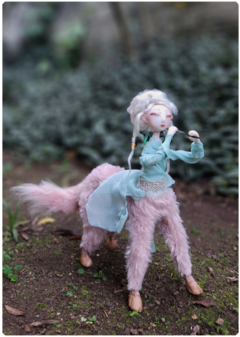 Art Doll Aenam the Flutist Centaur - Elemental Articulated OOAK Sculpture - TerraTundra - Artes Mágicas