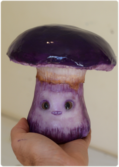 Art Doll Cogumelo Cortinarius Archeri - Escultura única Fungo Mágico - TerraTundra - Artes Mágicas