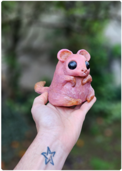 Art Doll Tobi, espécie Cuti Ituc - Escultura Animal Mágico - TerraTundra - Artes Mágicas