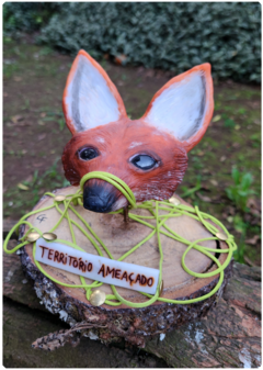 Imagem do Eco escultura "Território Ameçado" - Lobo guará pede socorro