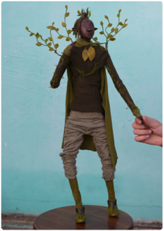 Krone, the Leaf Elf - Art Doll Sculpture | Elven Dreams Collection - TerraTundra - Artes Mágicas