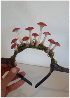 Coroa de Cogumelos com Chifres de Cervo - Tiara Visionária Amanita Muscaria na internet