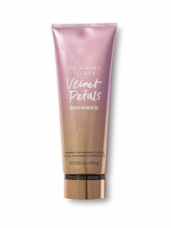 Creme Corporal Victoria's Secret Velvet Petals Shimmer C/ Brilho 236ml