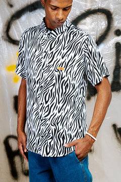 CAMISA ANIMAL PRINT ZEBRA - comprar online