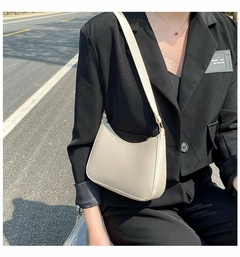 #115 - 2022 New Women's Fashion Handbags Retro Solid Color PU Leather Shoulder Underarm Bag Casual Women Hobos Handbags na internet