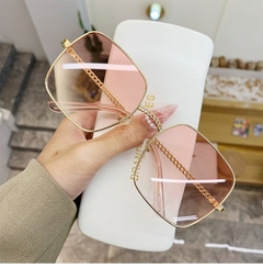 #108 - 2022 New Fashion Classic Oversize Sunglasses Women Brand Designer Metal Big Frame Luxury Shades Sun Glasses Eyewear Gafas UV400