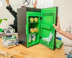 Xbox Series X Replica Mini refrigerador termoeléctrico - Capacidad para hasta 12 latas.