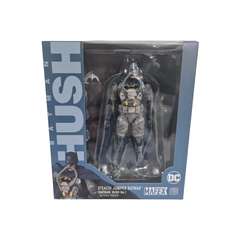 Figura Mafex Dc Batman Hush No166 Stealth Jumper Caja Dañada