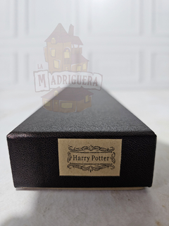 Varita Harry Potter (en caja) - La Madriguera