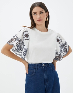 Blusa Manga Laise bordado - comprar online