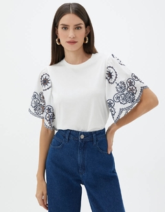 Blusa Manga Laise bordado