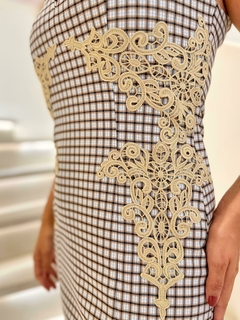 Vestido Super Midi Aplicação na internet