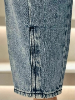 Calça Jeans Stella na internet