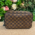 BOLSA POCHETTE MARROM KASAI DAMIER