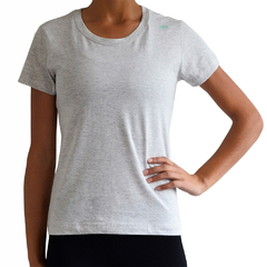 Remera de Mujer Melin Gris Melange con Logo Blanco - Vlack