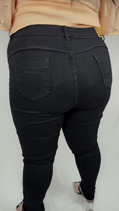 Calça Jeans Feminina Preta Plus Size - Lojinha da Bis