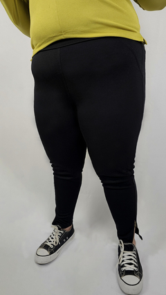 Calça Feminina Viscolycra Detalhe Zíper - comprar online