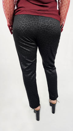 Calça Feminina Animal Print Preta - loja online