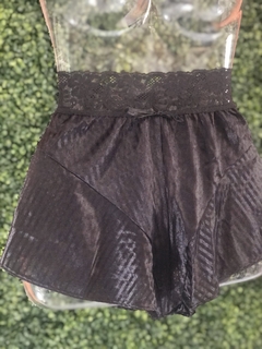 Shorts Lingerie Preto Cetim na internet