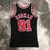 Jersey Chicago Bulls Retro 97/98 Mitchell & Ness Preta e Vermelha