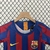 1. Kit Infantil Barcelona Home 05/06 Retrô, para os pequenos torcedores do time azul e grená. 2. O kit perfeito para os fãs mirins do Barcelona, na versão retrô. 3. Com o Kit Infantil Barcelona Home 05/06 Retrô, os pequenos vão se sentir parte do time. 4.