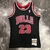 Jersey Chicago Bulls Retro 97/98 Mitchell & Ness Preta e Vermelha