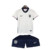 Kit infantil, Inglaterra, Home, Branco, Futebol, Uniforme, Camisa, Tamanho 24/25, Original, Confortável, Estilo, Qualidade, Time, Crianças, Torcedores, Personalidade.