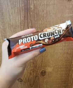 BARRA PROTEICA NUTRATA PROTOCRUNCH BAR CHOCOLATE & AVELÃ - 18G DE PROTEÍNA