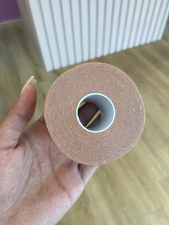 BOOB TAPE FITA PARA SEIOS - Amorinha Cosméticos | Maquiagens - Cosméticos - Perfumes