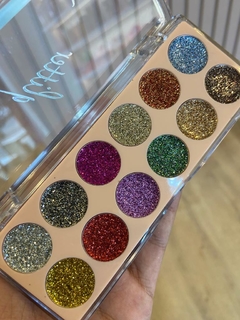 VIVAI PALETA SOMBRA GLITTER 12 CORES na internet