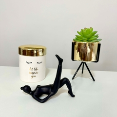 Kit decorativo completo dourado e preto e branco com três peças