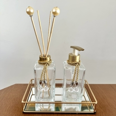 Kit lavabo banheiro completo dourado com bandeja metal e vidros square