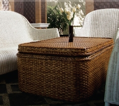 Mesa em rattan CHEST Quadrada - comprar online