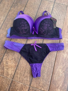 Conjunto Roxo