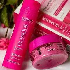 Kit Cadiveu Glamour Home Care Shampoo + Máscara na internet