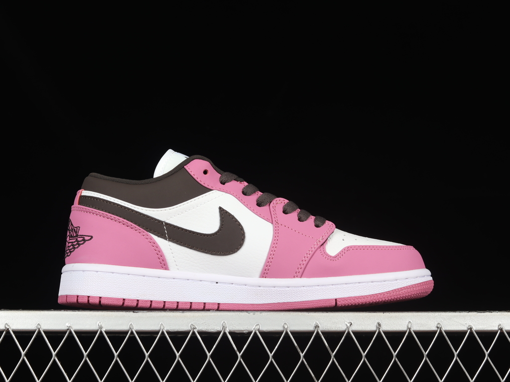 Powder pink sale jordans