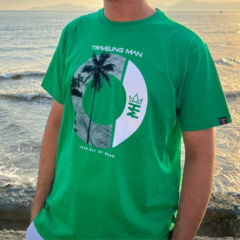 T-Shirt Regular Verde Bandeira - Praia