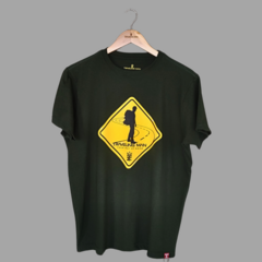 T-Shirt Regular Verde Musgo - Placa