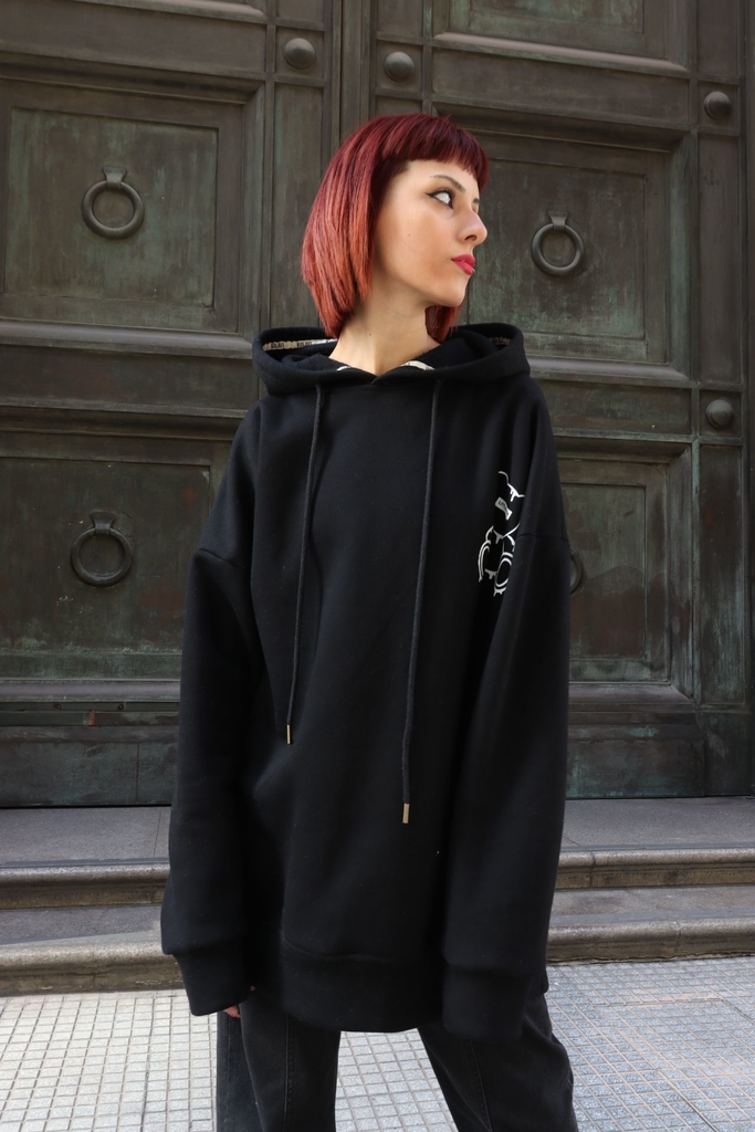 Buzo sales oversize negro