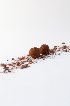 Caja de Trufas y Bombones (a elección)